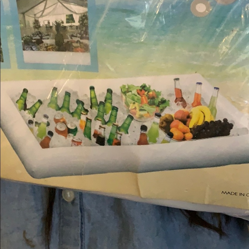 Inflatable Buffet & salad serving bar